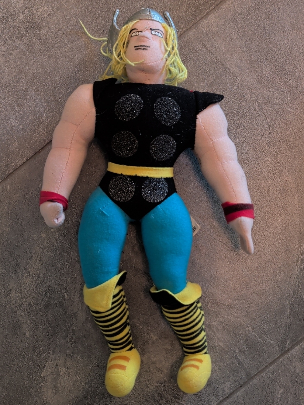 Ultimate Marvel Comics 10” Plush Thor by Kellytoy 2001 Good Condition Avengers